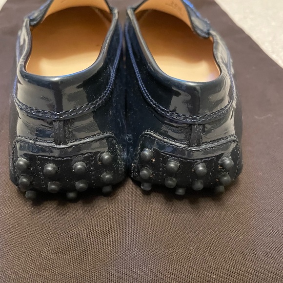 Tod’s Gommino Driving Moccasins, navy blue patent, size 7, beautiful condition - Picture 10 of 10